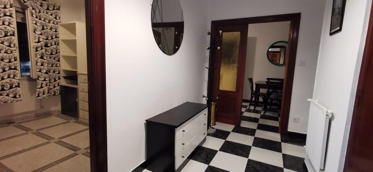 A Cinco Minutos De Todo Apartment Oviedo Ngoại thất bức ảnh